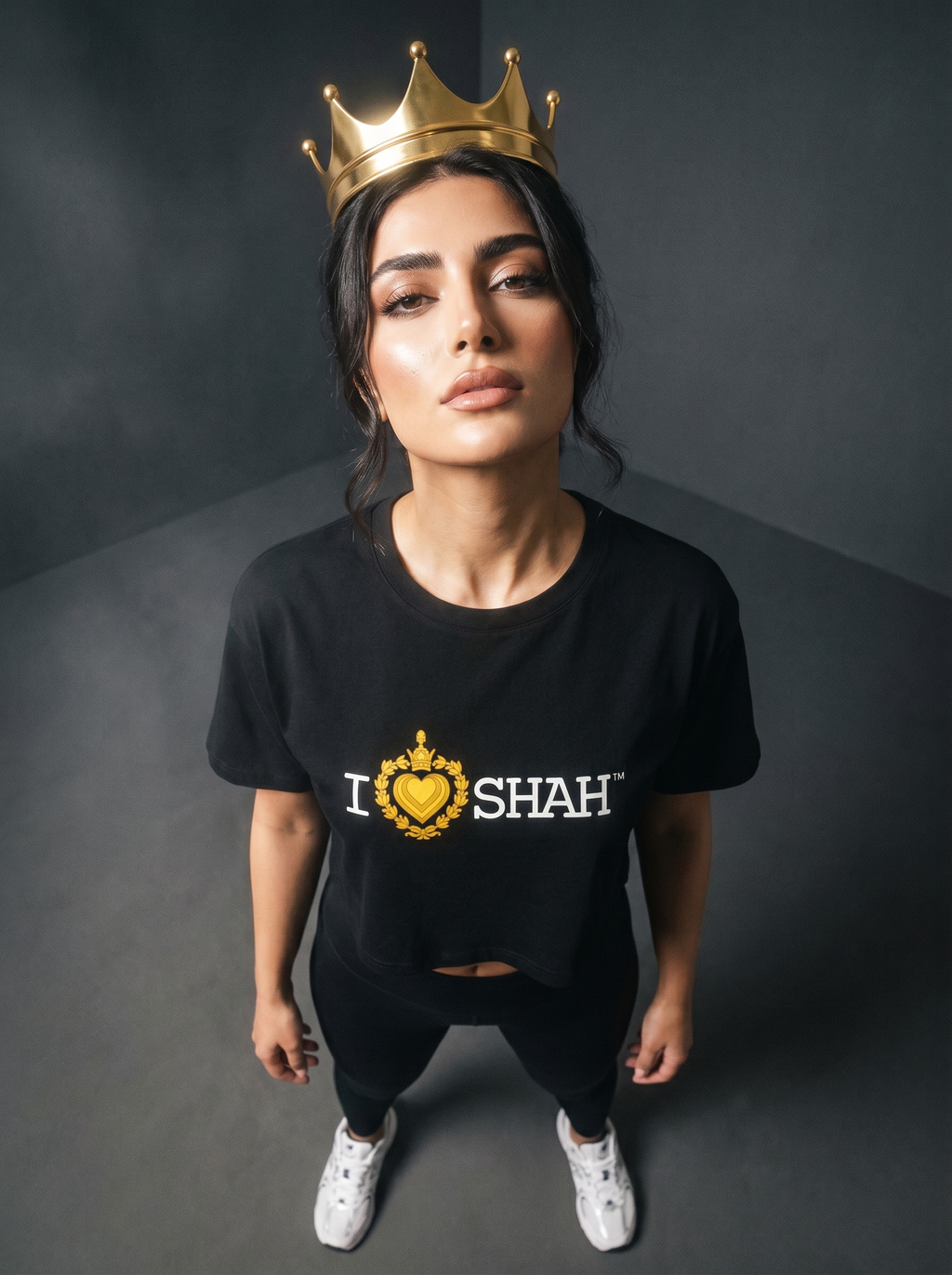 I Love Shah Crop / Black